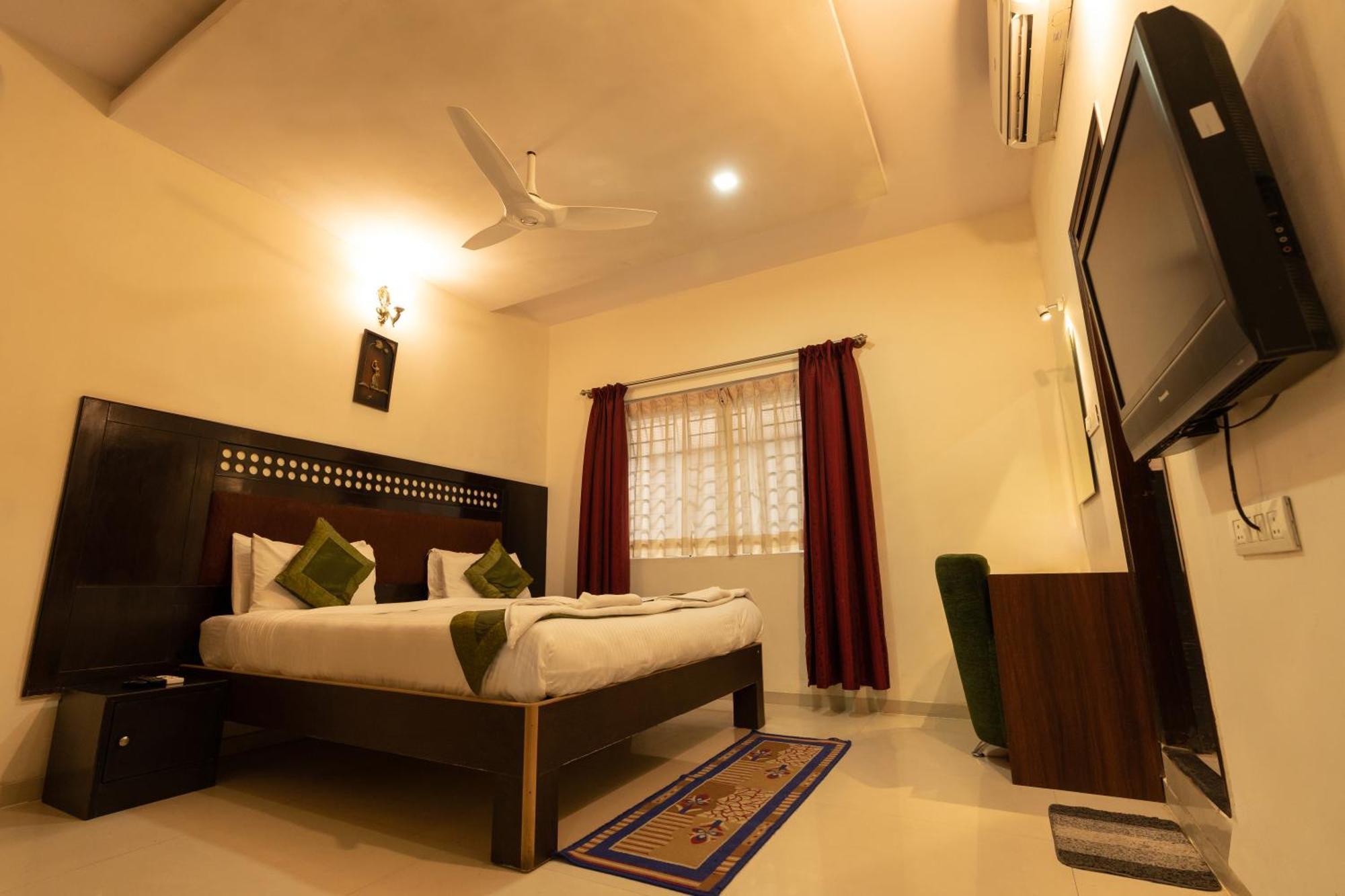 Seasons Suites Koramangala Bangalore Bagian luar foto