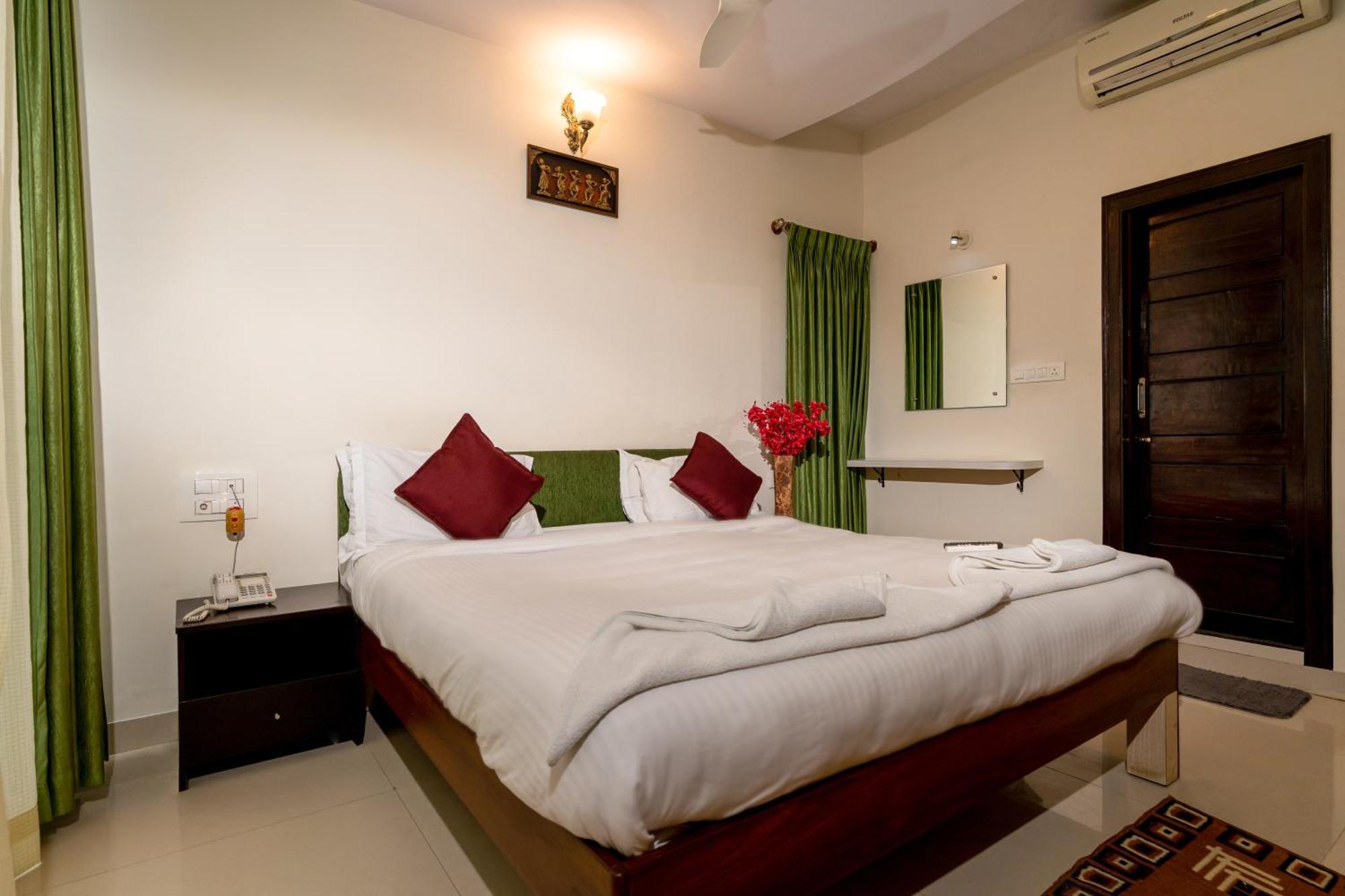 Seasons Suites Koramangala Bangalore Bagian luar foto