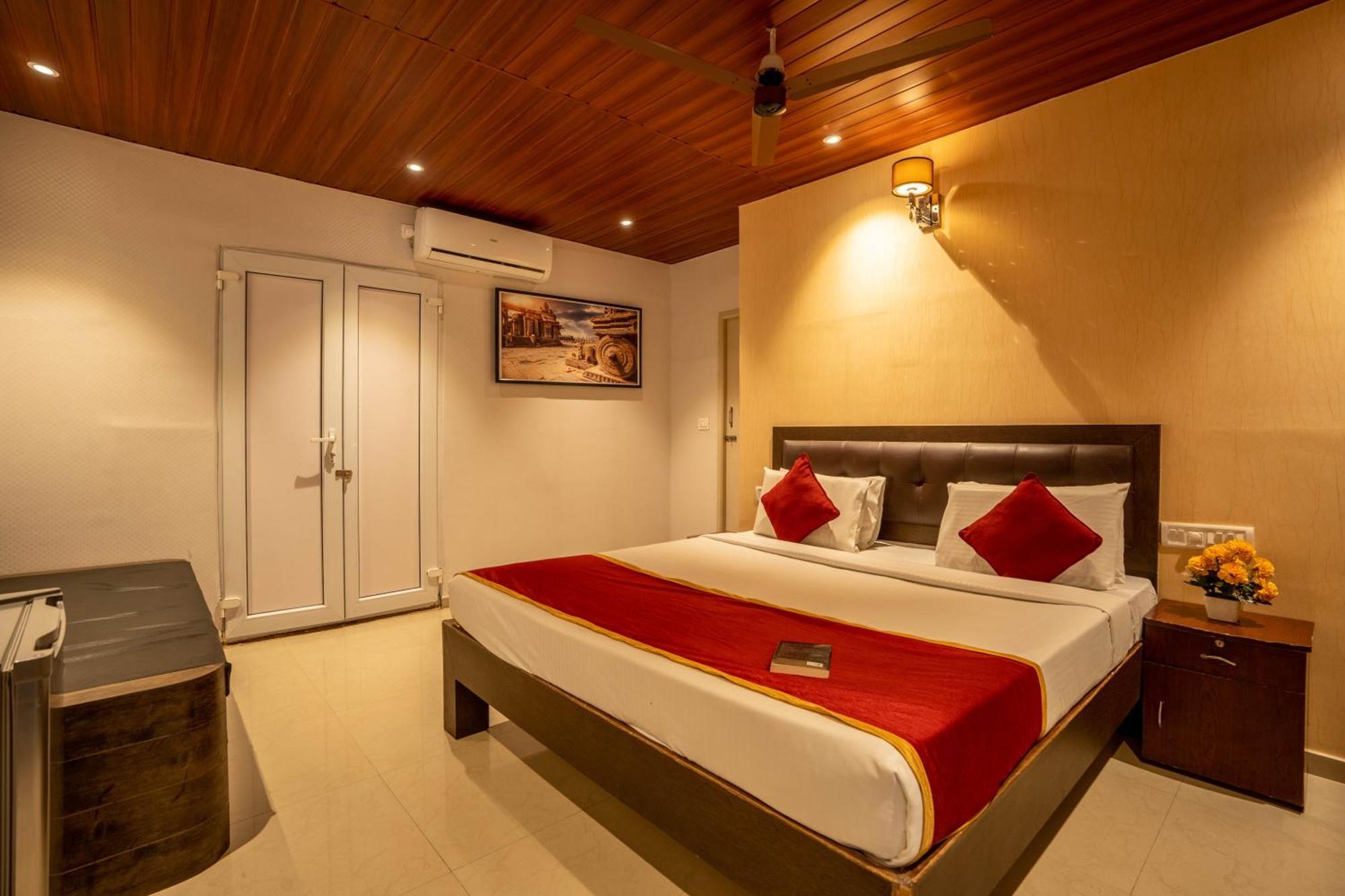 Seasons Suites Koramangala Bangalore Bagian luar foto