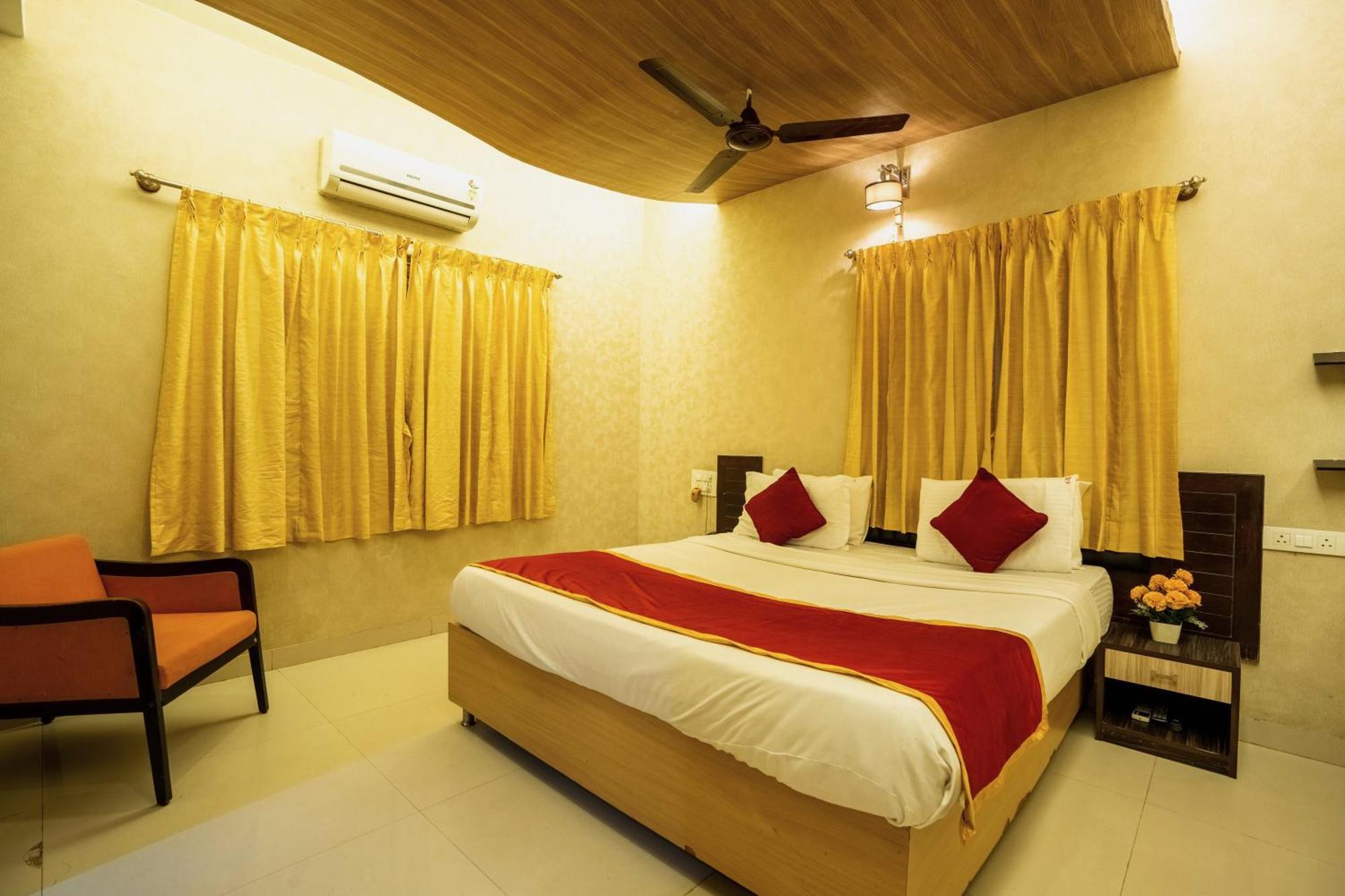 Seasons Suites Koramangala Bangalore Bagian luar foto