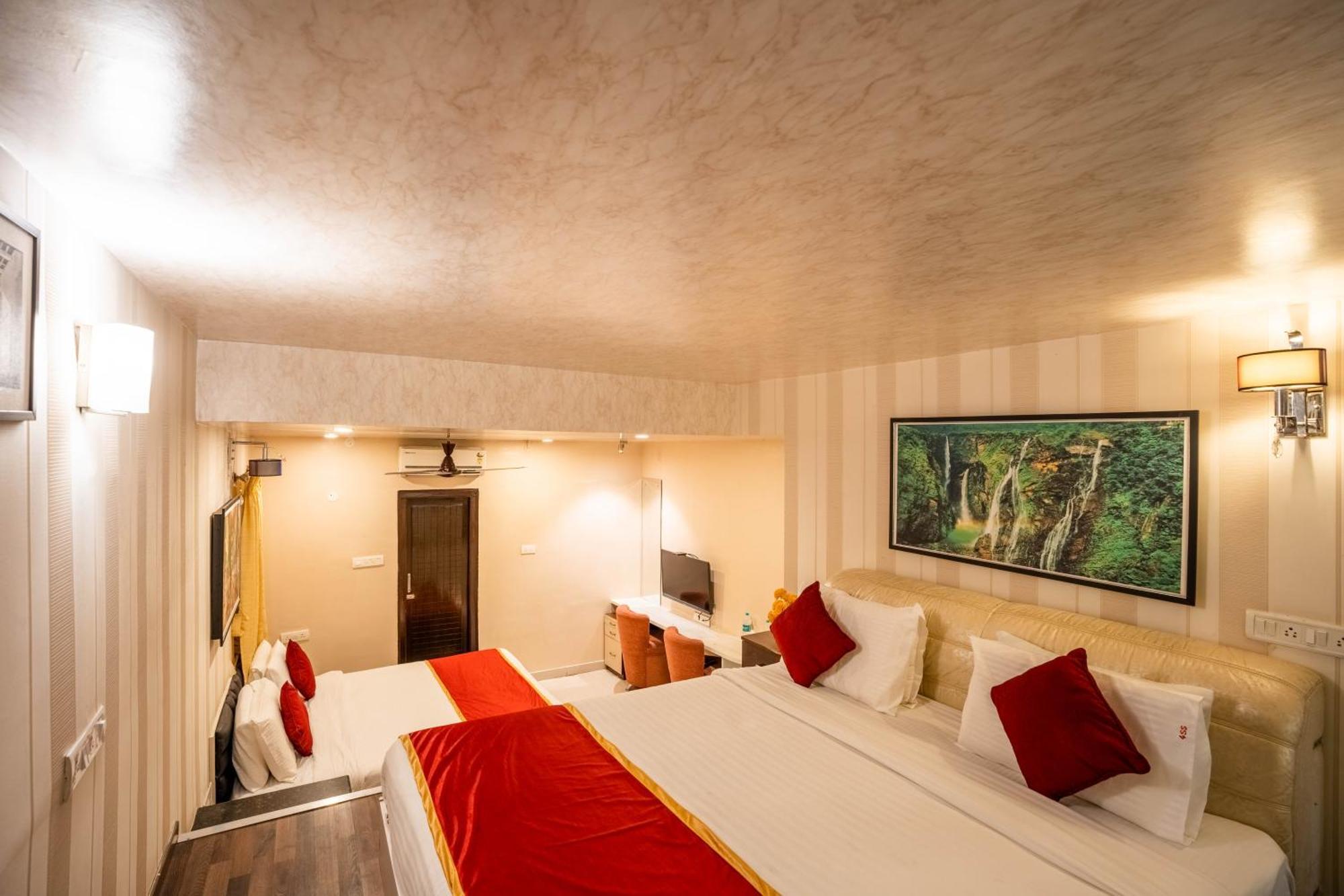 Seasons Suites Koramangala Bangalore Bagian luar foto